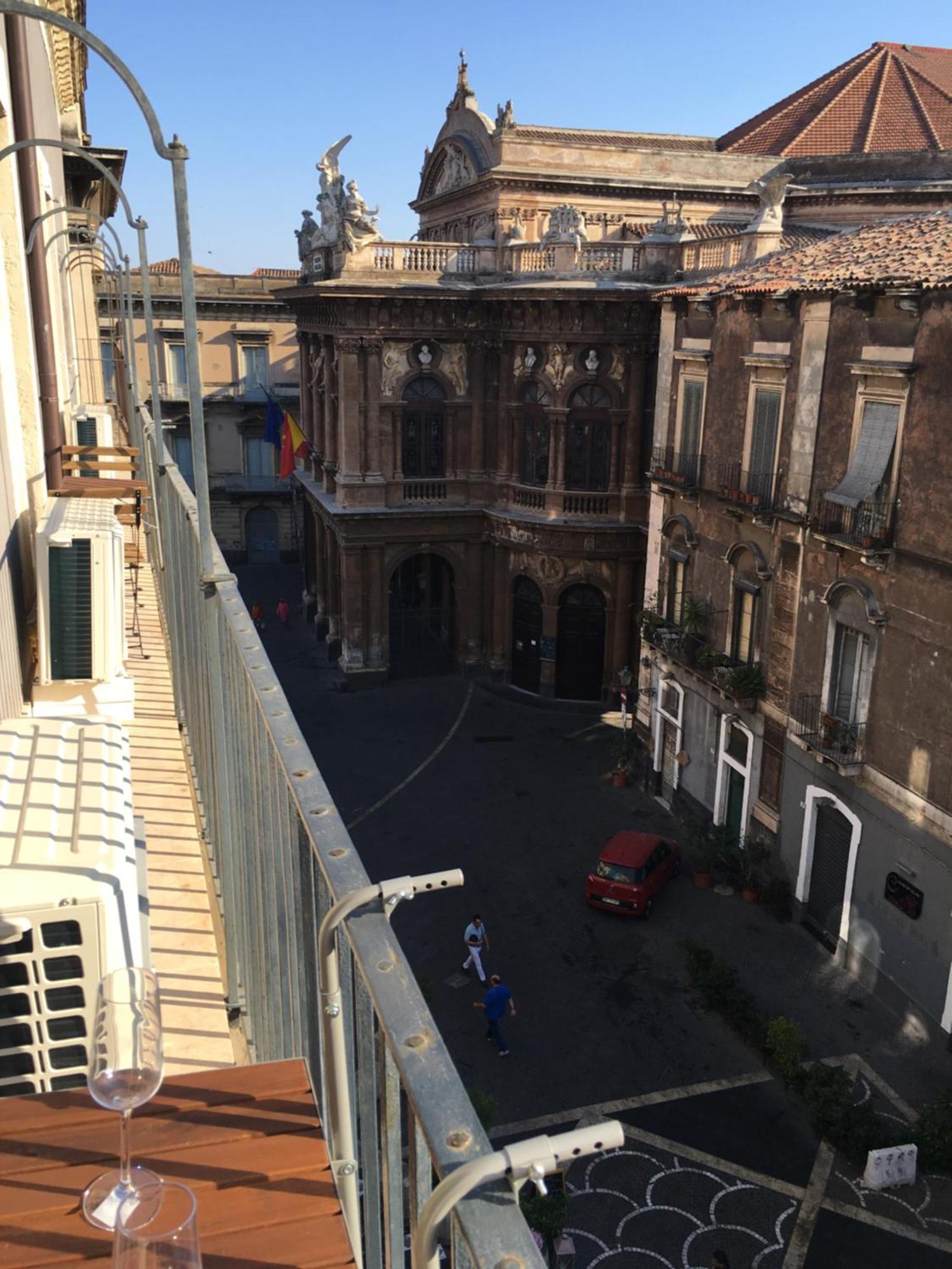 Apartamento Wonderful Teatro Massimo Bellini Catania Exterior foto