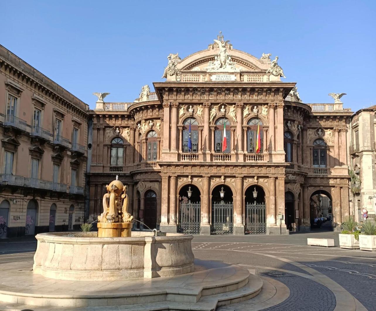 Apartamento Wonderful Teatro Massimo Bellini Catania Exterior foto